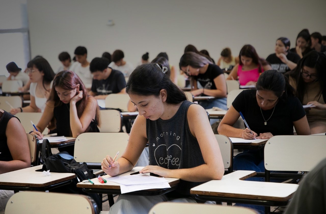 La UNT impulsa espacios de formación y reflexión docente durante ...