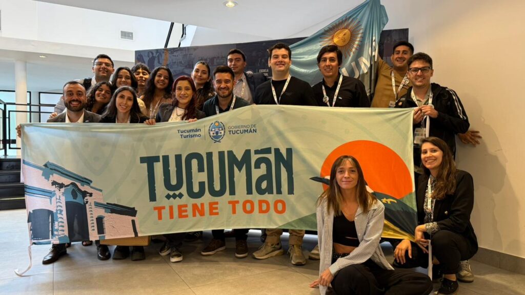 Veintiún jóvenes tucumanos entre ellos estudiantes, egresados, docentes y nodocentes de la Universidad Nacional de Tucumán representaron a la provincia en la Semana de Integración Federal, uno de los encuentros formativos más importantes del país.