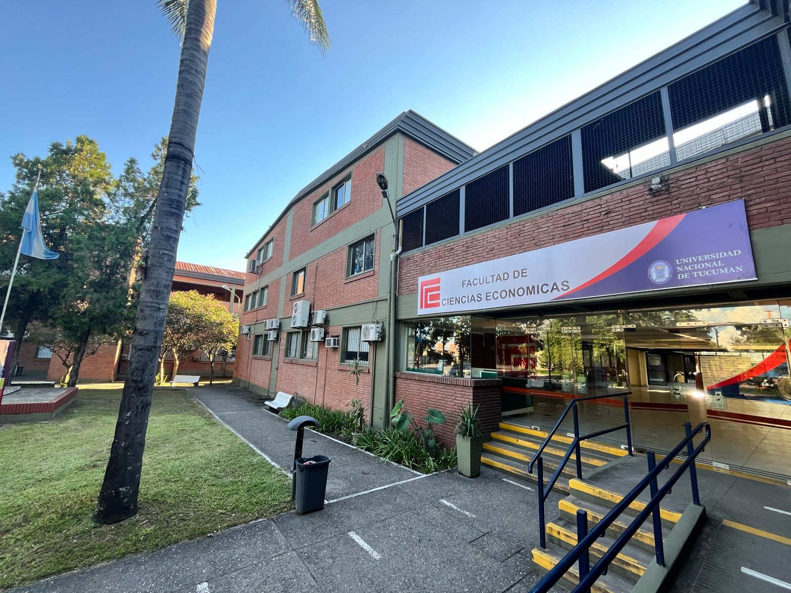 La Facultad de Ciencias Económicas abre las preinscripciones para sus ...
